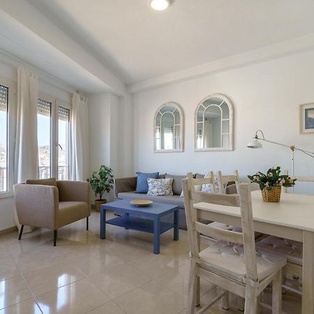 Maisuit Apartment Malaga City Center Bagian luar foto