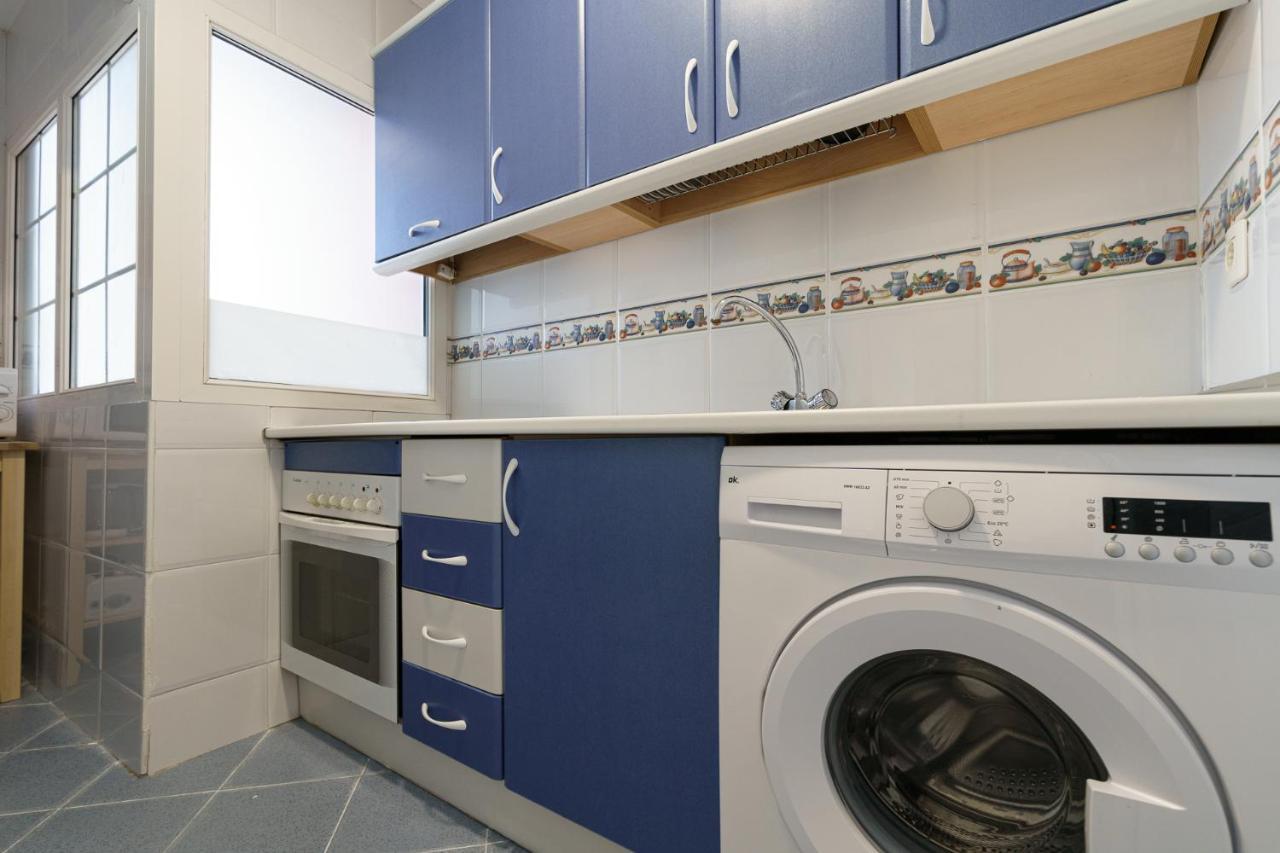 Maisuit Apartment Malaga City Center Bagian luar foto