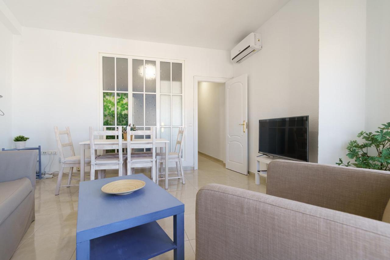 Maisuit Apartment Malaga City Center Bagian luar foto